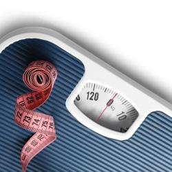 Gesund abnehmen ohne Frust: Waage und Maßband