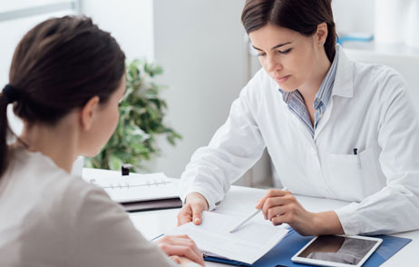 Patient und Arzt im Gespräch