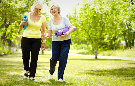 Eine gesunde, ausgewogene Ernährung und viel Bewegung wirken sich positiv auf die Venen-Fitness aus