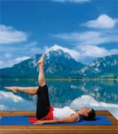 Venenübung: Beine knicken im Liegen