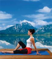 Venenübung: Beine im Wechsel anziehen und strecken