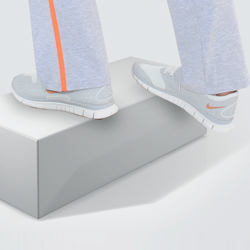 Gelenk-Übung 5 - Dehnung der Wadenmuskulatur zur Vorbeugung von Kniebeschwerden